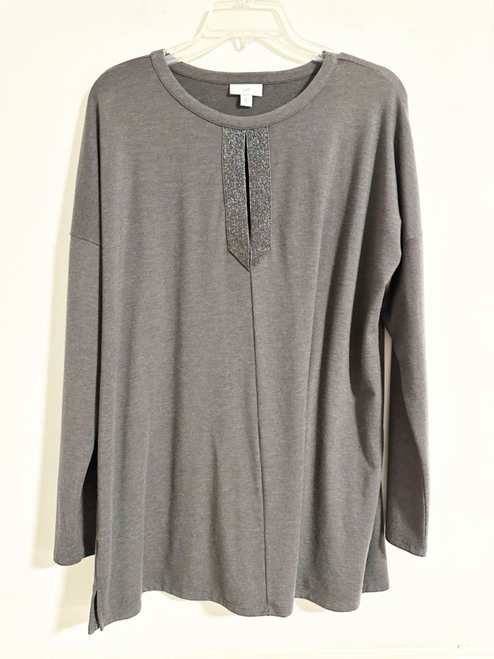 J. Jill Luxe Tencel Grey Beaded V-Neck Tunic Top Long Sleeve Medium